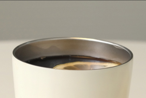 Revestimientos interiores de acero inoxidable frente a revestimientos cerámicos